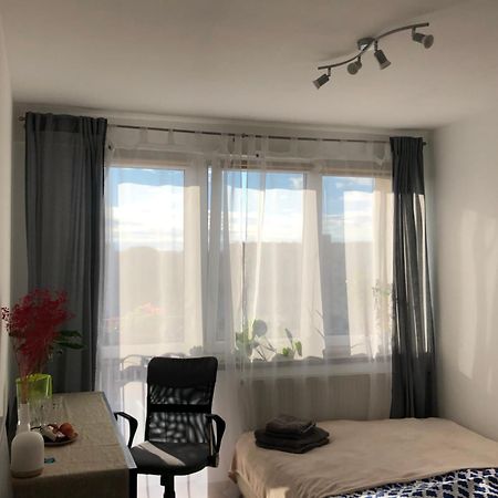 Sm Pokoj Przy Rondzie Daszynskiego Warsaw Luaran gambar
