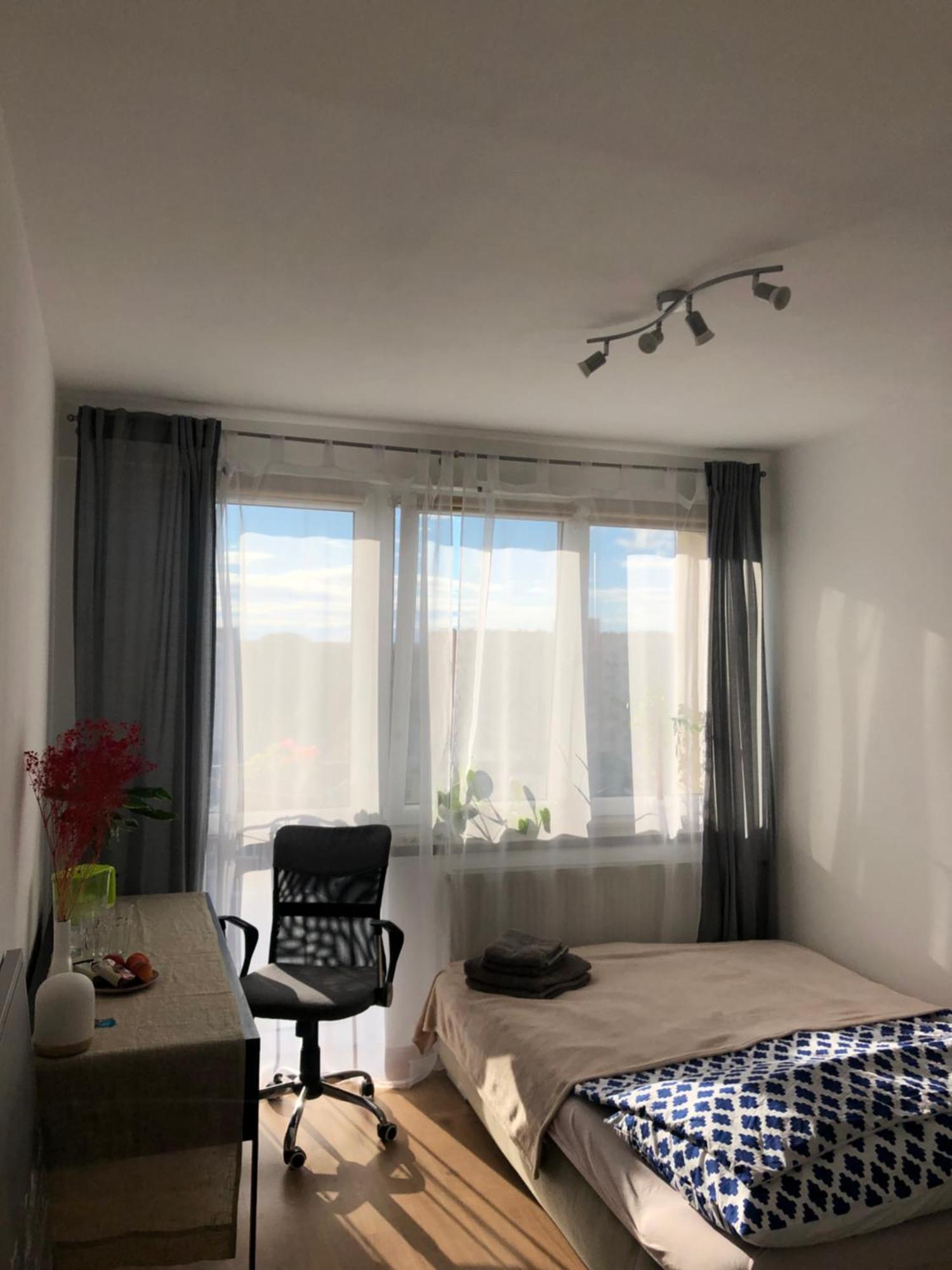 Sm Pokoj Przy Rondzie Daszynskiego Warsaw Luaran gambar